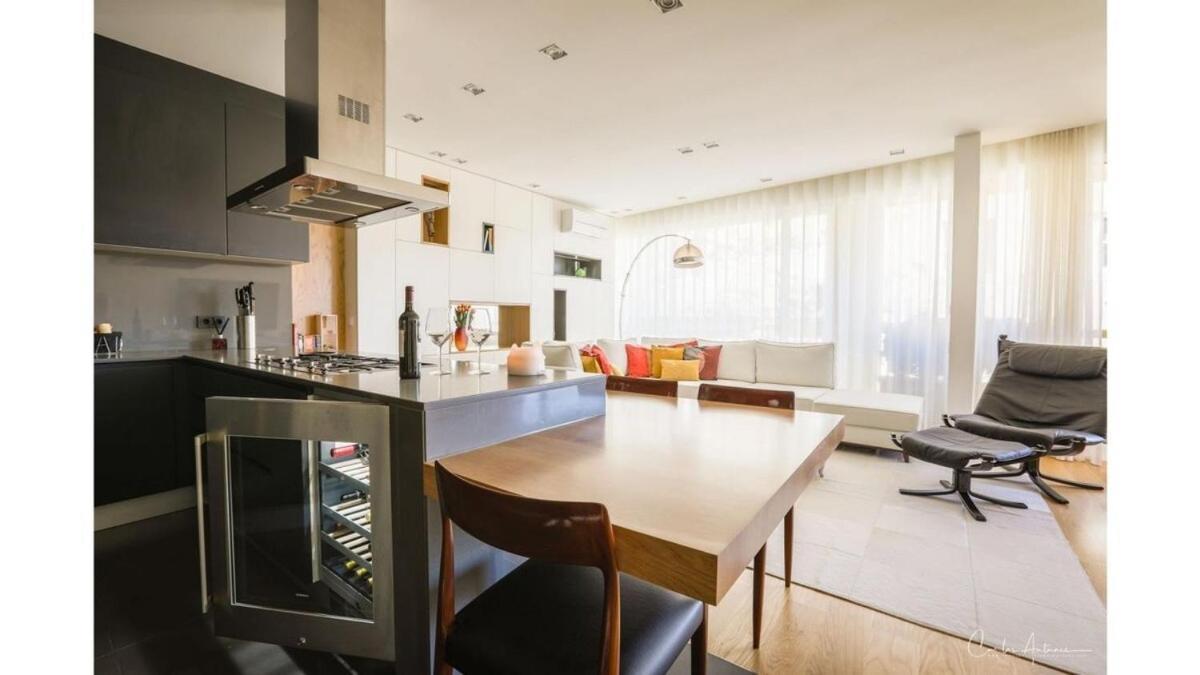 Superb Modern And Unique Liberdade